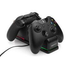 AmazonBasics - Estación de carga dual para Xbox One, Xbox One Standard y Xbox One Elite, color negro